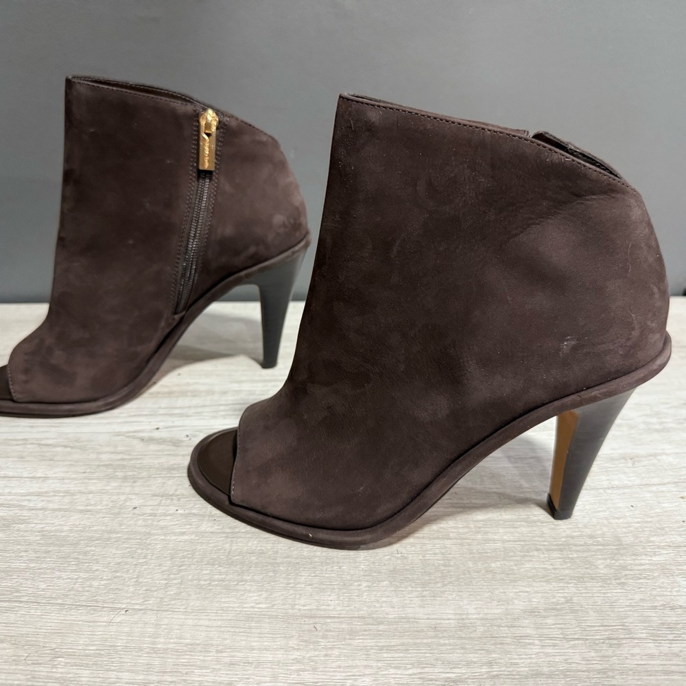 Vince Camuto Women's Finndaya High Heel Bootie Ankle Boots